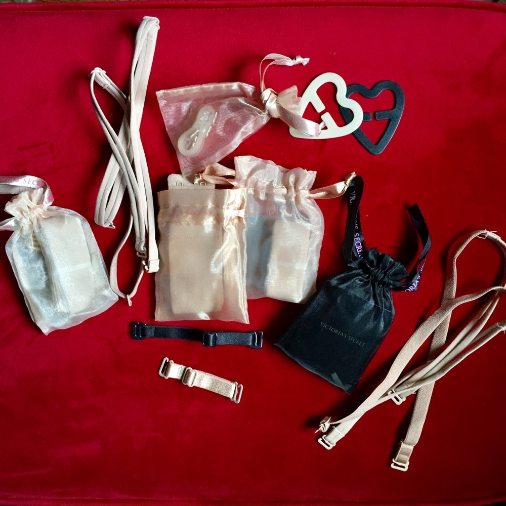 Victoria’s Secret Ultimate Accessories Kit NEW